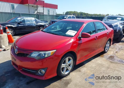2014 Toyota Camry Se z USA, uszkodzony, nr VIN 4T1BF1FKXEU756436